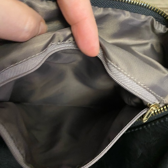 New W/O Tags Modern+Chic Brand Bag/Backpack Leather, Black w/Colorful Strap - Picture 9 of 10